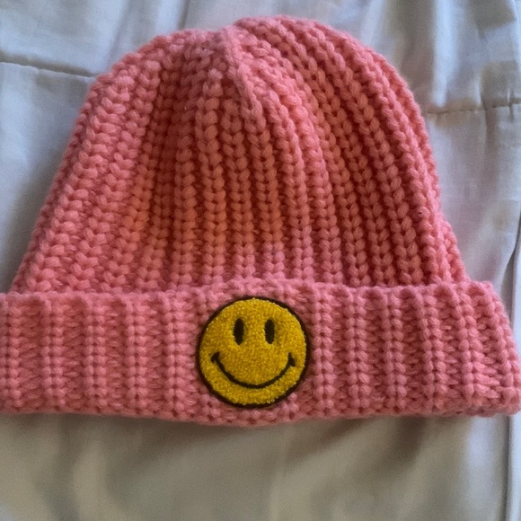 Urban Outfitters Accessories - NWOT pink smile beanie